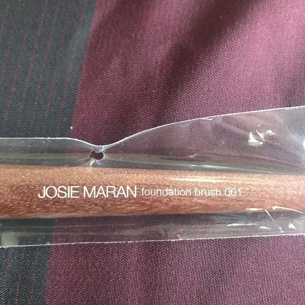 Foundation brush - Picture 3 of 3